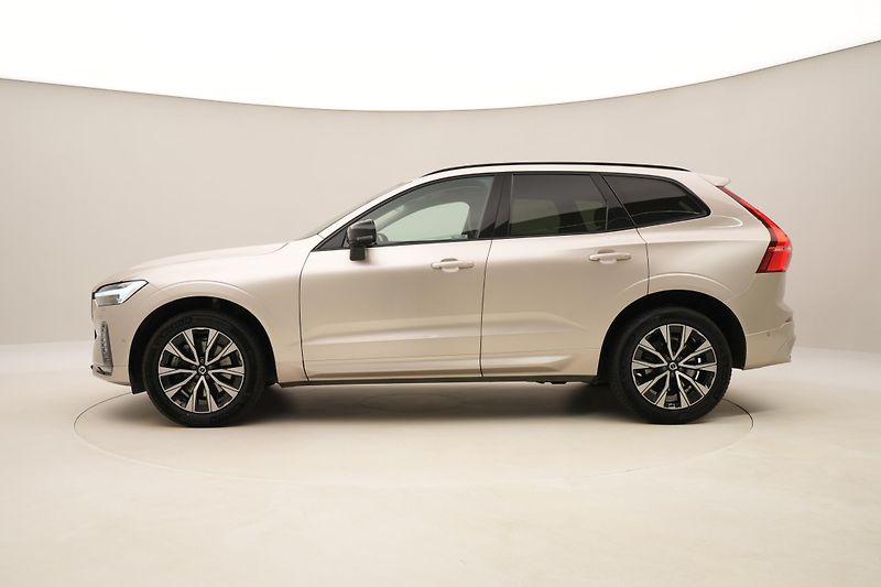 Volvo XC60 B4 AWD PLUS DARK AUT CZ 1.maj - fotka 10 z 57