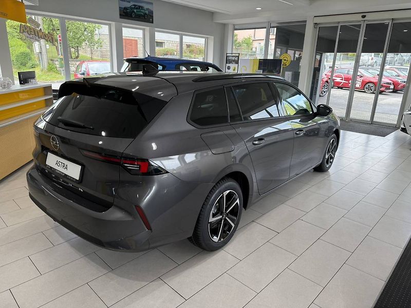 Opel Astra Edition ST 1.2 TURBO AUT (96kW - fotka 5 z 26