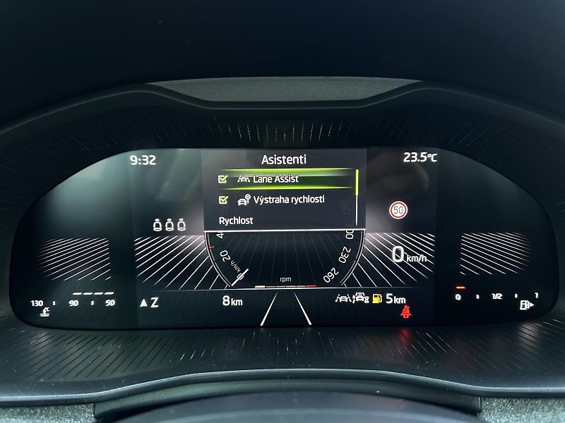 Škoda Kamiq 1.0TSi 116PS KAMERA+PDC P/Z Sm - fotka 20 z 42