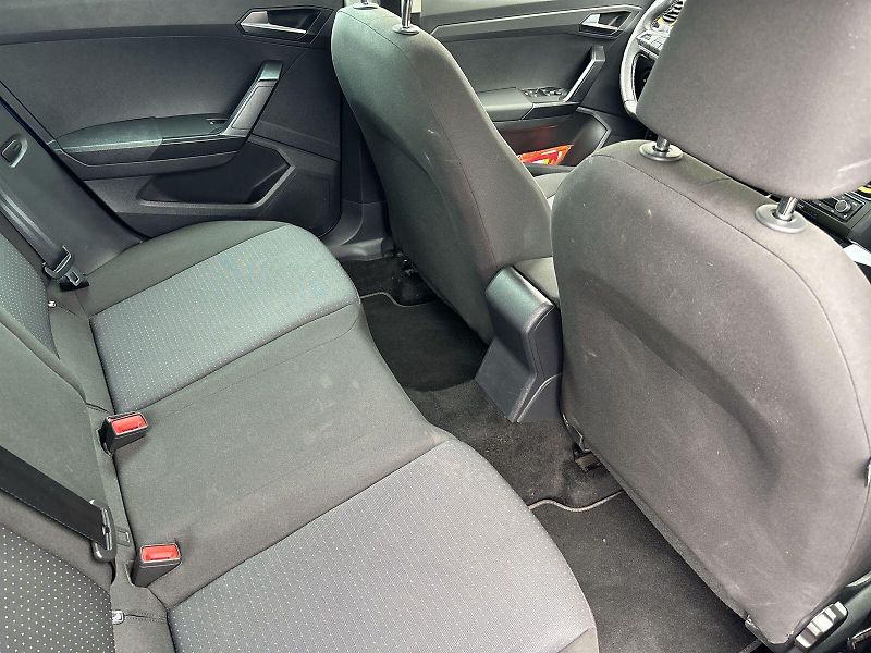 Seat Arona (2024) 1.0 TSI DSG Style - fotka 10 z 27