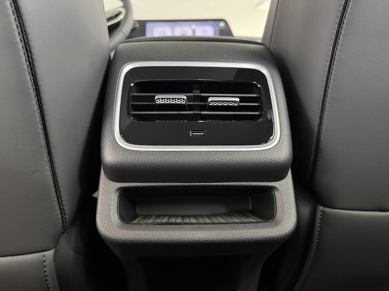 Chery Tiggo 7 (2026) 1,6T ICE Luxury FWD - fotka 48 z 53