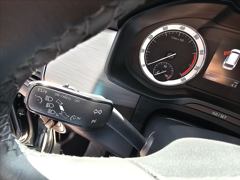 Škoda Kodiaq 1,4 TSi 110KW Ambition+ KŮŽE - fotka 18 z 44