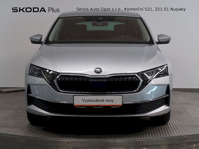 Škoda Octavia (2025) TOP SELECTION 2.0TDI 110KW DSG - fotka 4 z 39