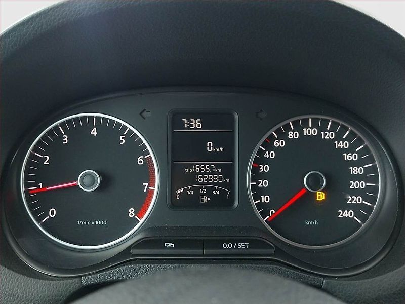 Volkswagen Polo (2011) 1.2 12V, Tempomat - fotka 11 z 15