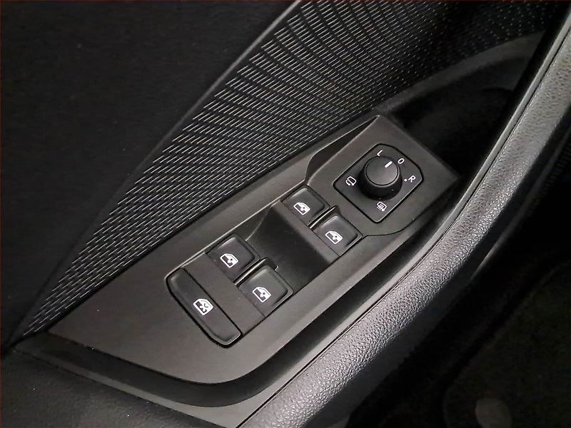 Škoda Octavia (2023) Style 2.0 TDI - fotka 20 z 22