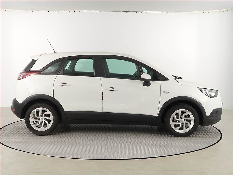 Opel Crossland X (2020) 1.2, Serv.kniha, Tempomat - fotka 6 z 17