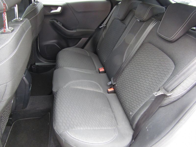 Ford Puma (2021) 1.0 EB, Titanium, LED, navi - fotka 10 z 19