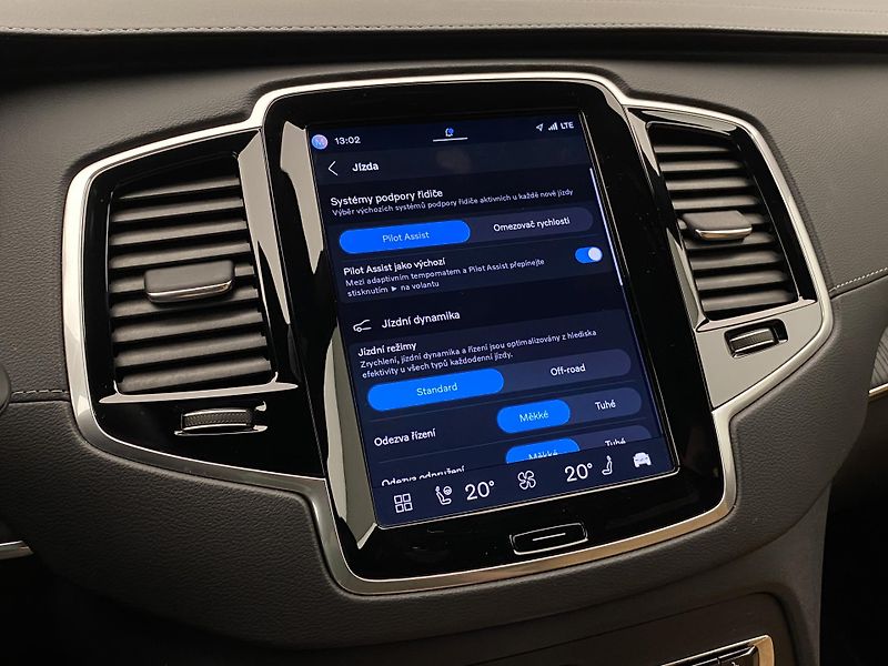 Volvo XC90 B5 AWD BRIGHT PLUS AUT CZ 7m - fotka 51 z 63