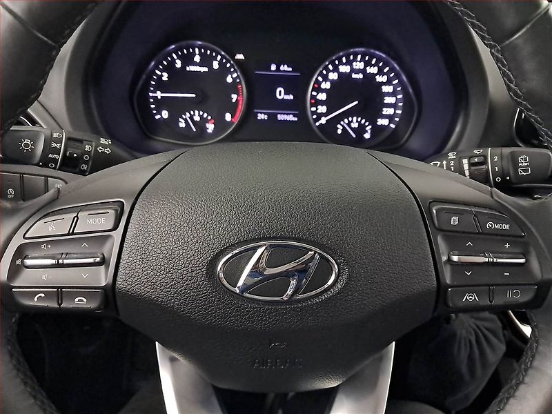 Hyundai i30 (2024) Smart 1.0 T-GDI, Serv.kniha - fotka 16 z 20
