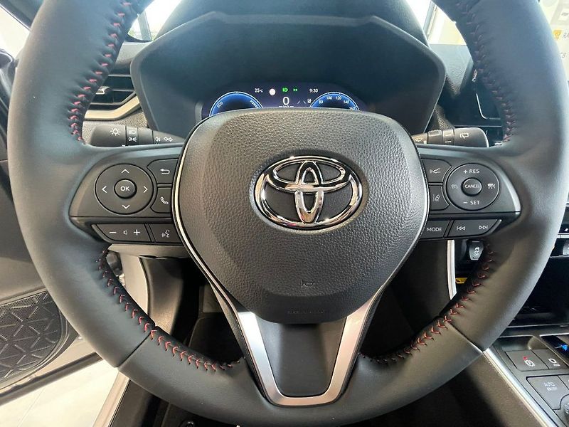 Toyota RAV4 2.5 4x4 Plug-In Selection - fotka 16 z 25