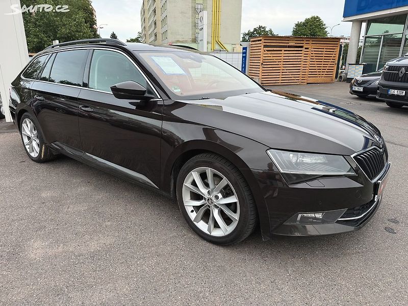 Škoda Superb 2.0 TDI 110kW - fotka 3 z 34