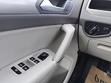Volkswagen Touran 1,6 TDI  - náhled 9