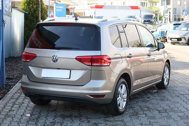 Volkswagen Touran (2017) 2.0 TDI, Automat, Serv.kniha - fotka 5 z 20