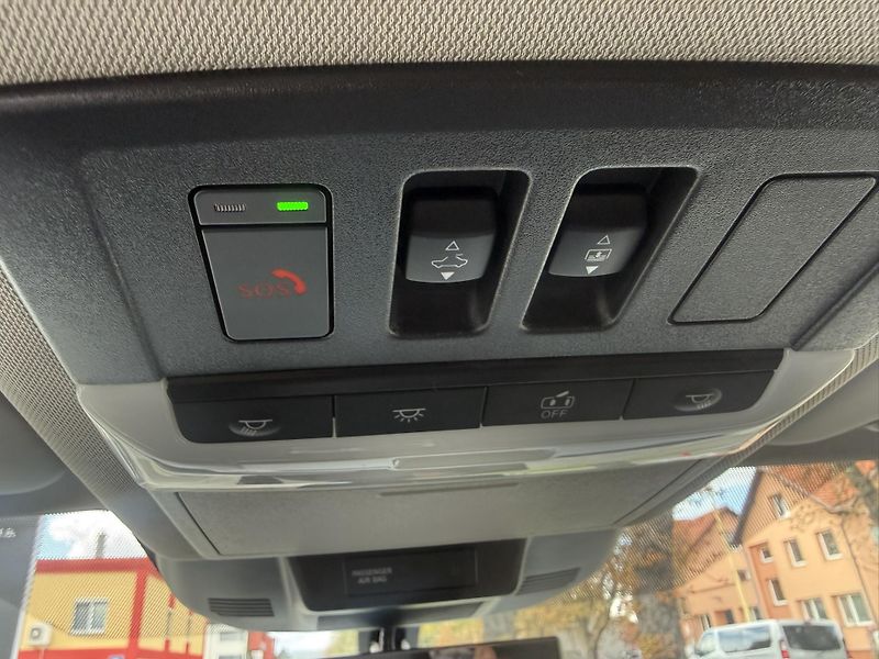 Nissan X-Trail (2026) X-TRAIL E-POWER 213HP e-4ORCE  - fotka 15 z 20