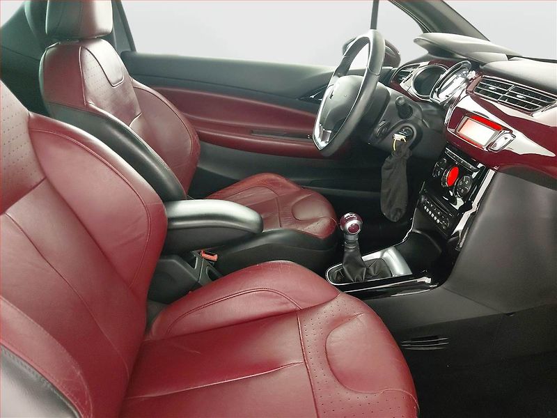 Citroën DS3 (2010) 1.6 VTi, Serv.kniha, nová STK - fotka 9 z 19