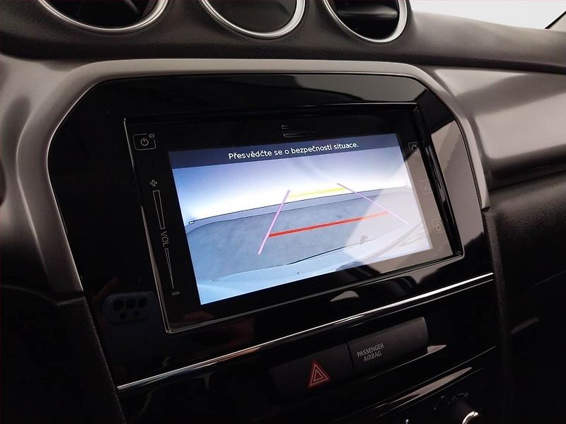 Suzuki Vitara (2019) GL + 1.0 BoosterJet, Automat - fotka 19 z 19
