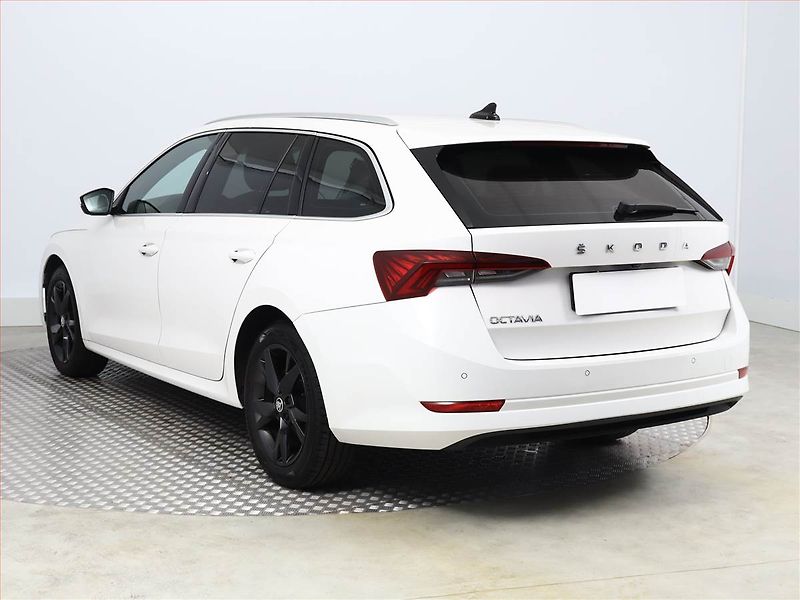 Škoda Octavia (2020) Style 1.5 TSI, Serv.kniha - fotka 4 z 18