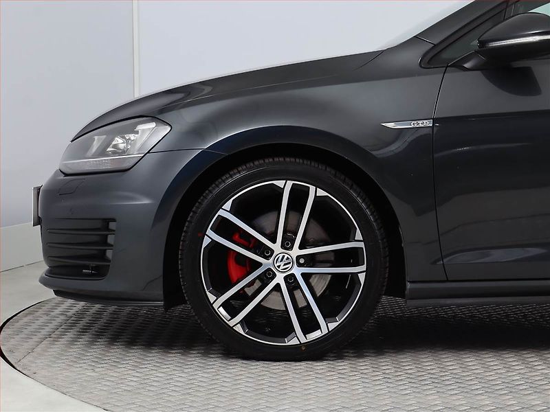 Volkswagen Golf (2015) 2.0 TDI GTD, Serv.kniha, Kůže - fotka 13 z 19