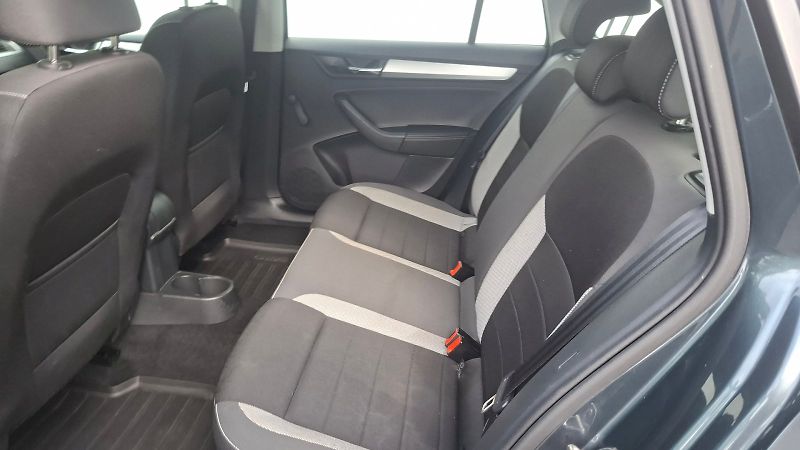 Škoda Rapid (2018) Spaceback Ambition 1,0 TSI 81 - fotka 13 z 23