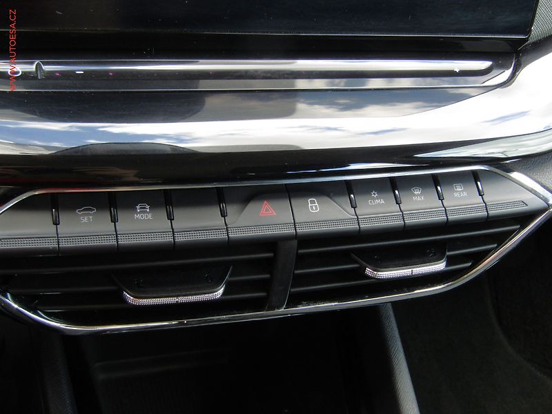 Škoda Octavia (2021) 1.5 TSi, Style - fotka 15 z 22