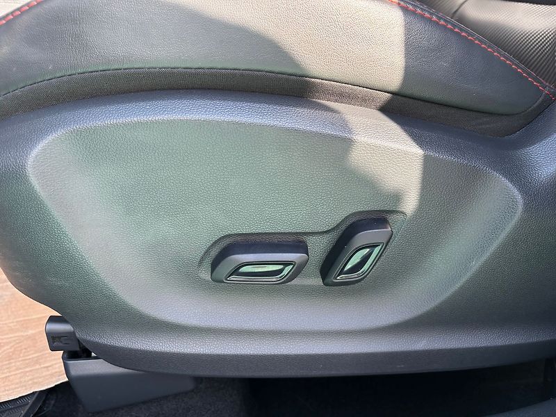 MG ZS 1.0TGI AUT. Eleg, Navi, Kamera - fotka 19 z 25
