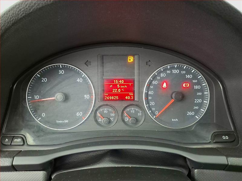 Volkswagen Golf (2006) 1.9 TDI, dobrý stav - fotka 11 z 14