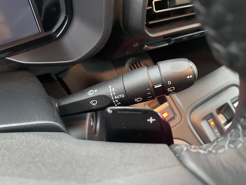 Toyota ProAce City EV 136k Family 7S ODBĚR 4/2026 - fotka 23 z 29
