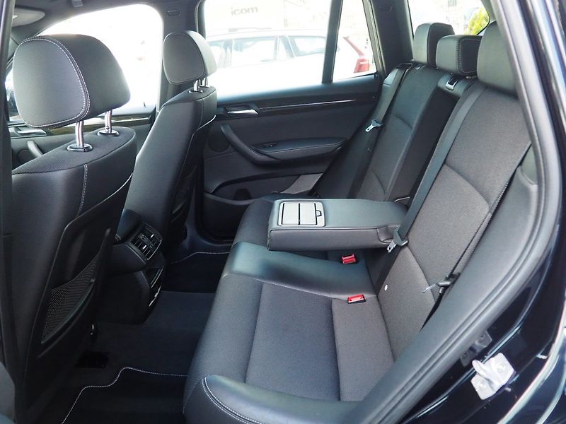 BMW X3 (2013) 2.0D xDrive, AT - fotka 11 z 35