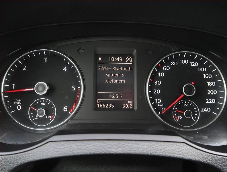Volkswagen Sharan (2015) 2.0 TDI, 7 míst, Navi - fotka 11 z 28