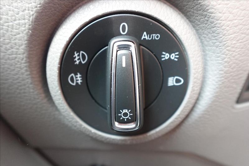 Volkswagen Crafter 2,0 TDI  VW L2H2 KLIMA - fotka 19 z 33