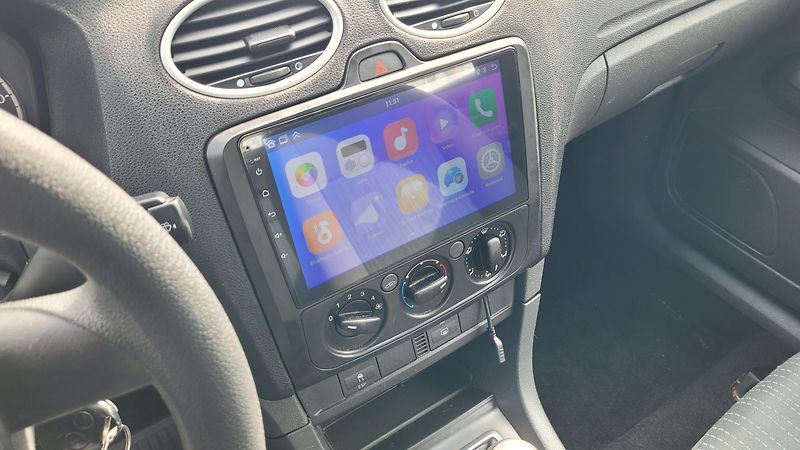 Ford Focus (2005) 1,4i 16v - fotka 21 z 21