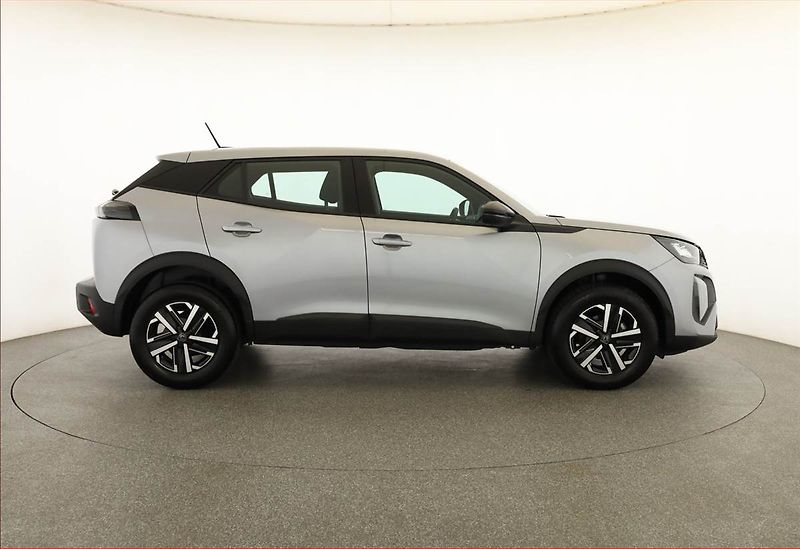 Peugeot 2008 (2026) Style 1.2 PureTech - fotka 6 z 16