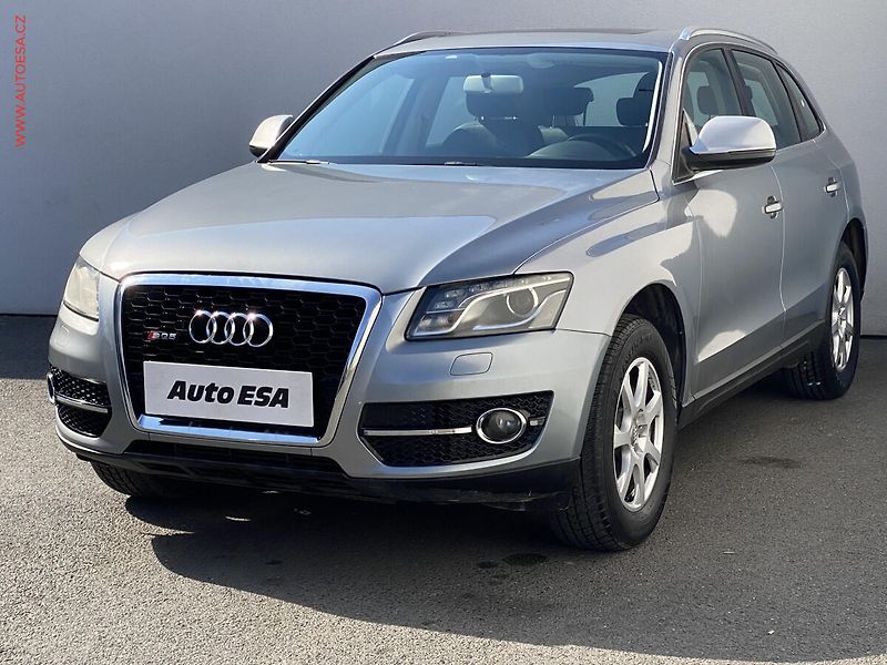 Audi Q5 (2009) 2.0 TFSi quattro, AT, bixen - fotka 3 z 18