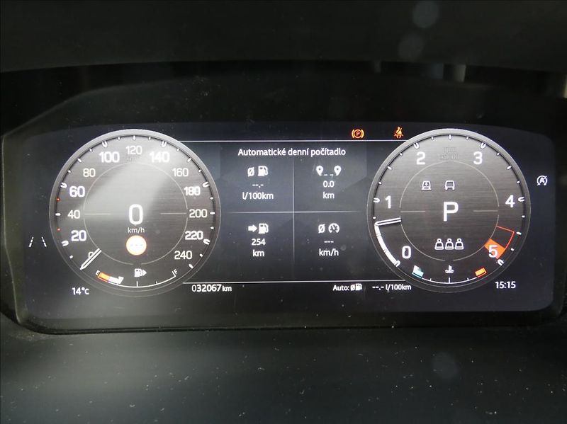 Land Rover Defender 3,0 D200 S,5let záruka,1maj,ČR - fotka 20 z 34
