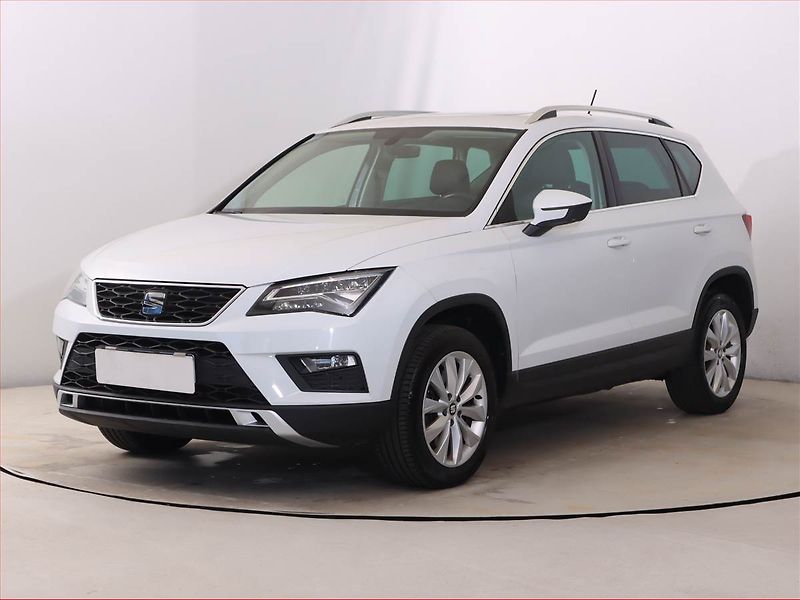 Seat Ateca (2016) 1.4 TSI, Automat, Serv.kniha - fotka 2 z 21