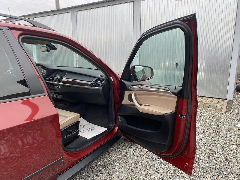 BMW X5 3.0TDi 4x4 235PS CZ TOP STAV!! - fotka 131 z 169