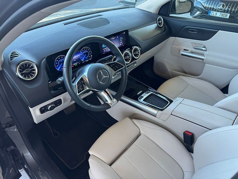 Mercedes-Benz EQA 250+ - fotka 12 z 20