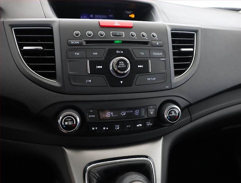 Honda CR-V (2015) 1.6 i-DTEC, Serv.kniha - fotka 10 z 18