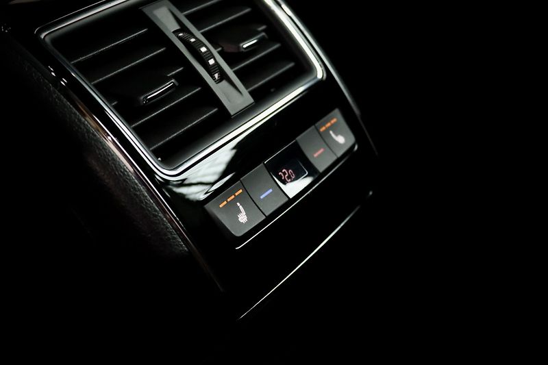 Škoda Superb 3 FL 2.0 TSI 140 kW DSG L&K - fotka 47 z 59