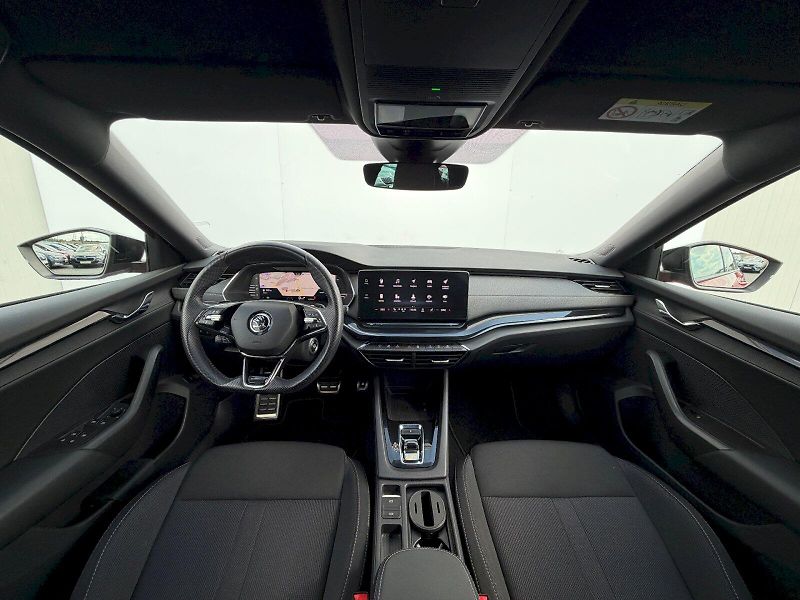 Škoda Octavia (2023) 1.5 TSI 110kW SportLine DSG DC - fotka 9 z 35