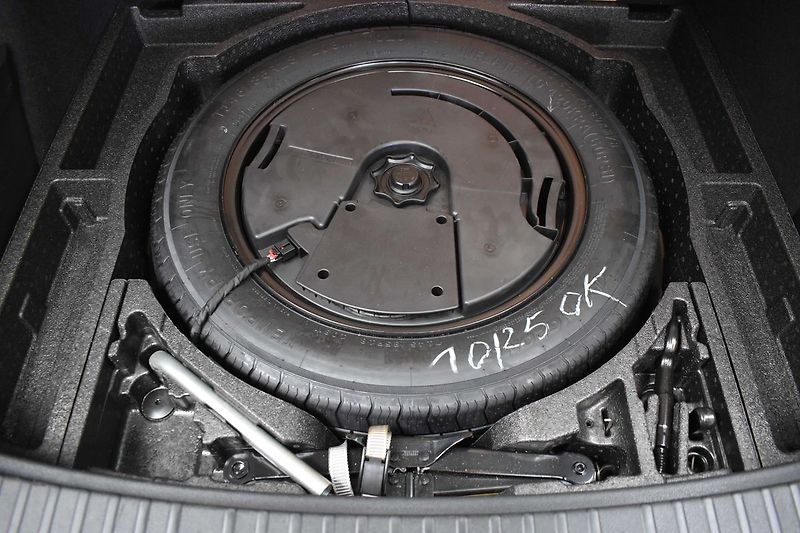 Škoda Kodiaq TDI 147kW L&K*TAŽNÉ*WEBASTO*ČR - fotka 48 z 52