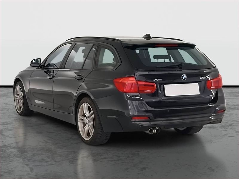 BMW Řada 3 (2016) 330 d xDrive, 4X4, Automat - fotka 4 z 28