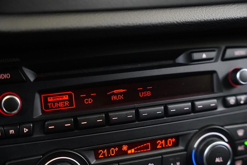 BMW X1 - fotka 22 z 27