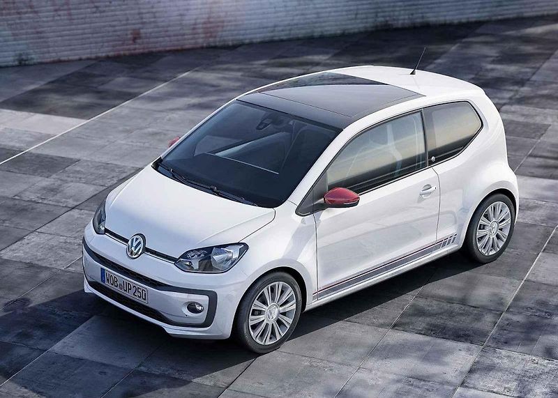 O málo paliva si řeknou hlavně mini a kompaktní hatchbacky.