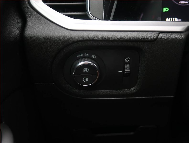 Opel Grandland X (2023) 1.2 Turbo, Automat, Serv.kniha - fotka 20 z 22