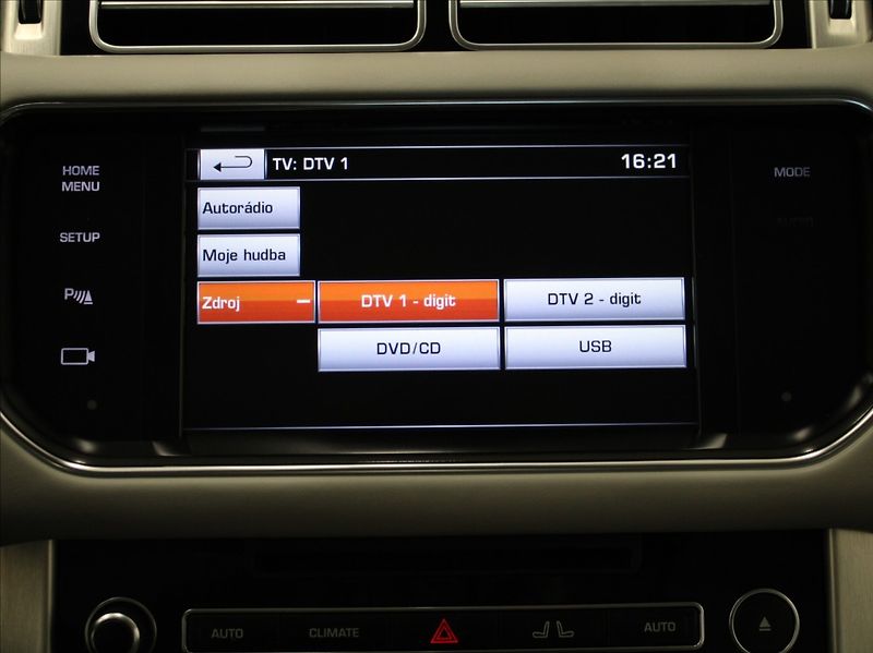 Land Rover Range Rover 3,0 TDV6 190kW Pano.Výprodej! - fotka 12 z 29