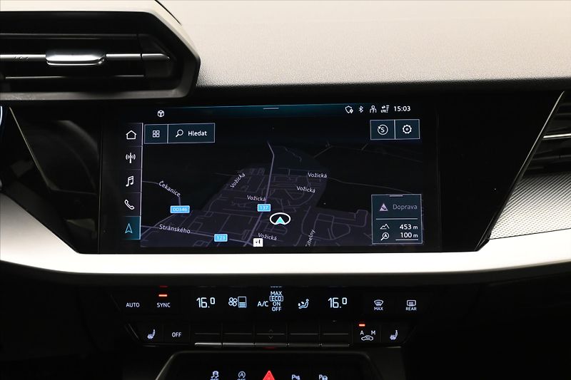 Audi A3 2,0 30 TDI 85 kW Sportback Zár - fotka 19 z 32