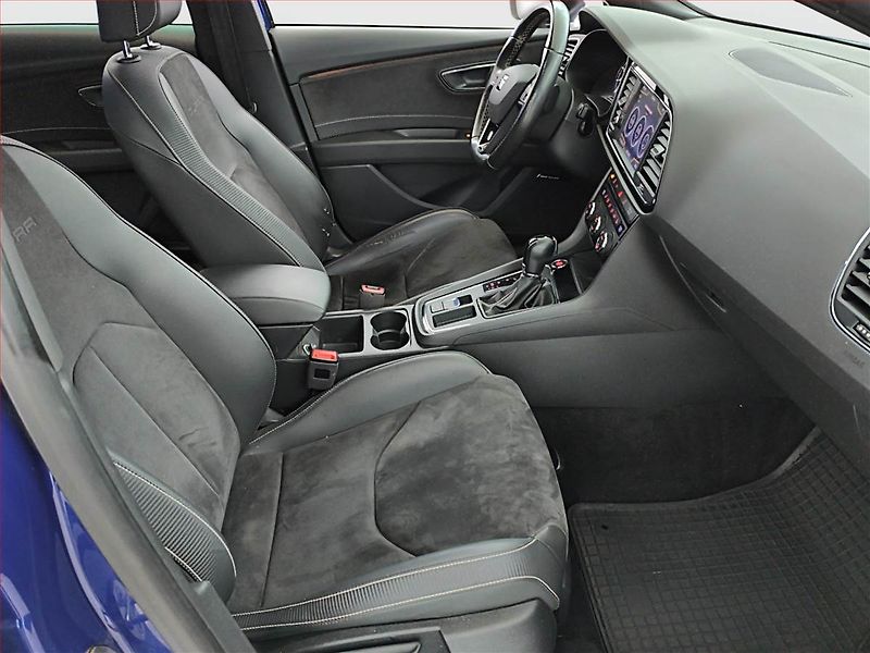 Seat Leon (2018) 2.0 TSI Cupra 300, 4X4 - fotka 9 z 21