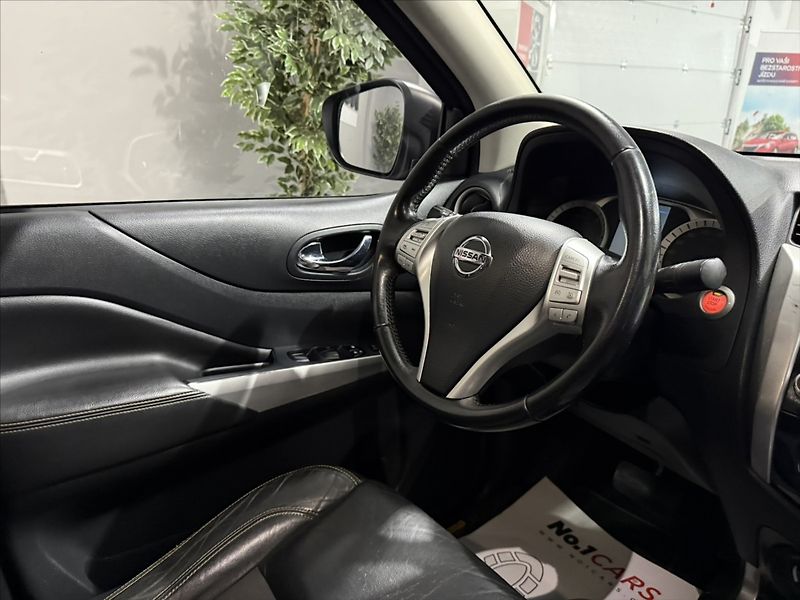 Nissan Navara 2,3   D TEKNA AT DOUBLE DPH - fotka 19 z 30
