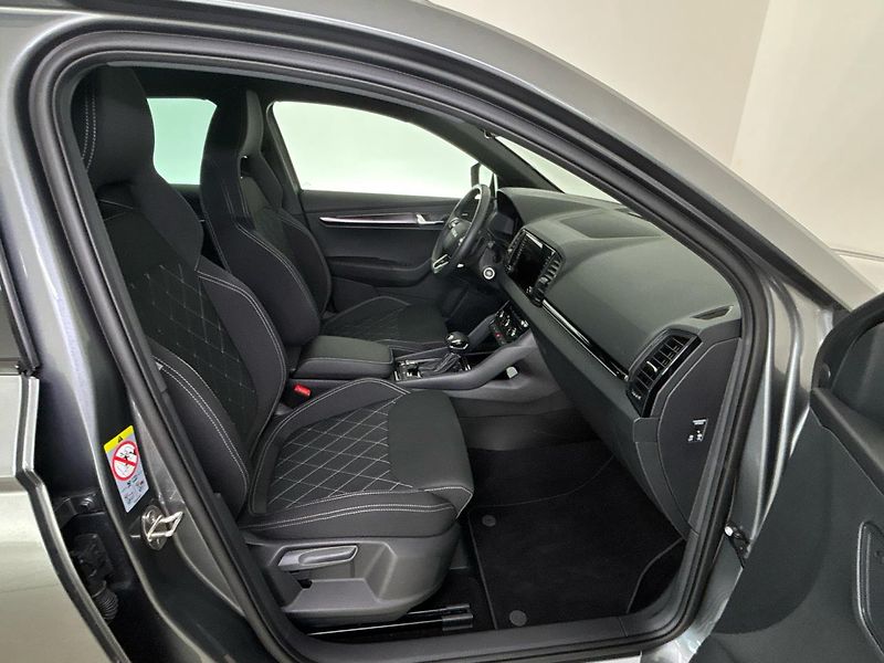 Škoda Karoq Sportline DSG - fotka 9 z 28